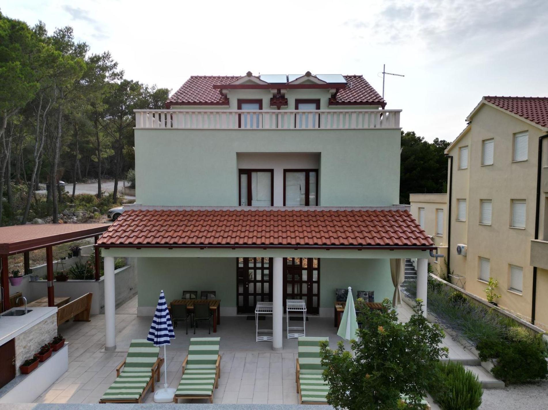 Villa Kalinic Milna  Exterior photo